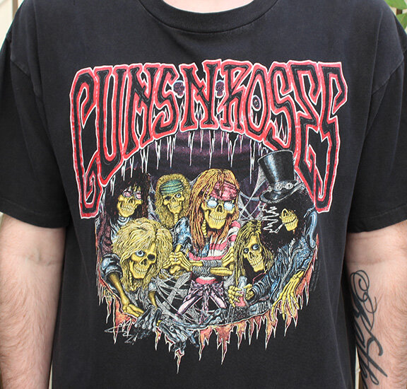 guns+n+roses+close+up+tee+.jpg guns+n+roses+close+up+tee+.jpg